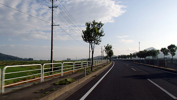 道路は空いていて信号も少ない